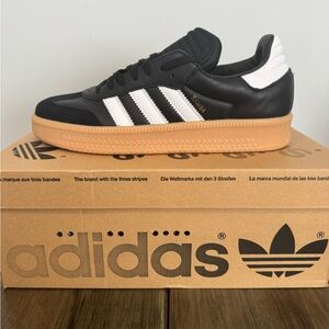 ADIDAS SAMBA XLG LEATHER BLACK WHITE GUM MENS SHOES